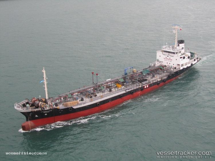 Cleanseas-United - Oil Products Tanker vessel registered in Singapore
