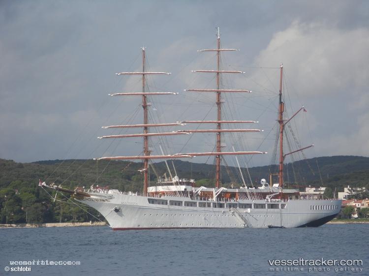 Sea-Cloud-Ii - Cruise Ship vessel registered in Malta