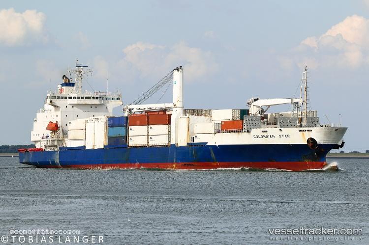 Colombian-Star - Refrigerated Cargo Ship vessel registered in Liberia