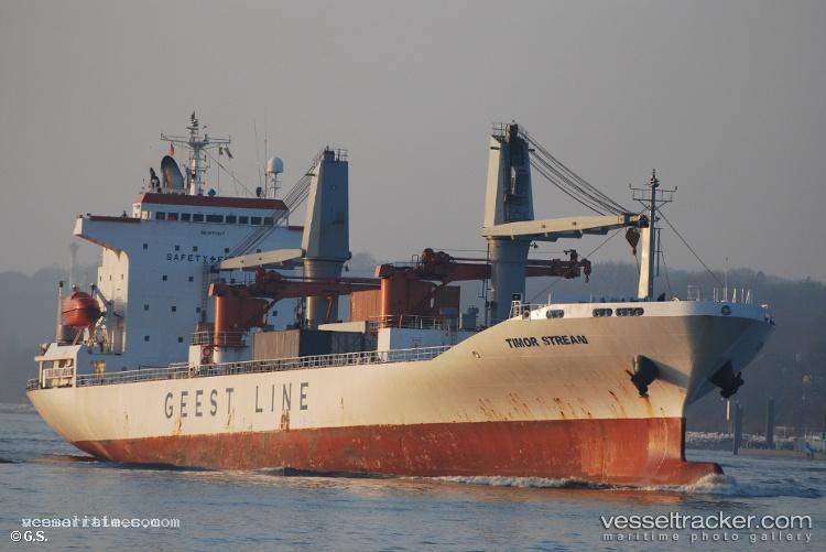 Frio-Star - Refrigerated Cargo Ship vessel registered in Panama