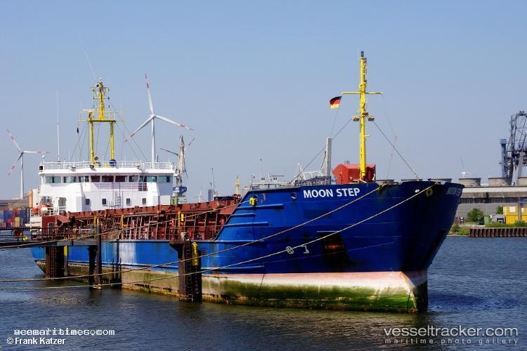 Barbara-b - Multi Purpose Carrier vessel registered in Antigua and Barbuda