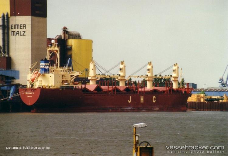 Glamor - Bulk Carrier vessel registered in Saint Vincent and the Grenadines