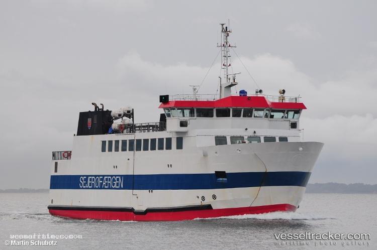 Sejeroefaergen - Passenger Ro Ro Cargo Ship vessel registered in Denmark