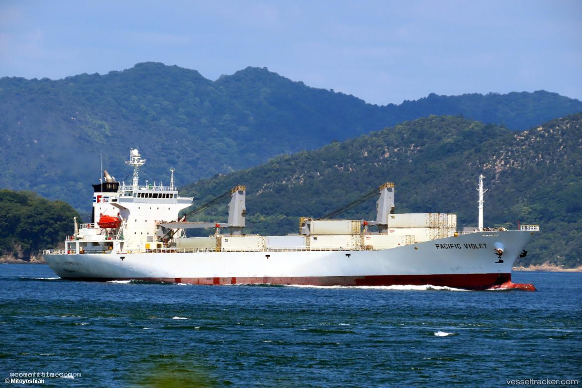 Pacific-Violet - Refrigerated Cargo Ship vessel registered in Panama