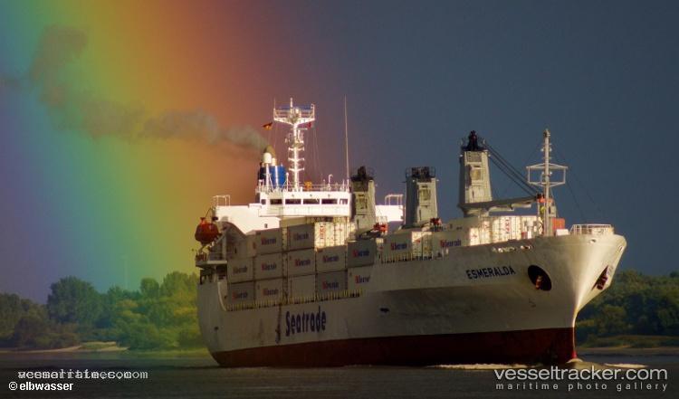 Invincible - Refrigerated Cargo Ship vessel registered in Panama