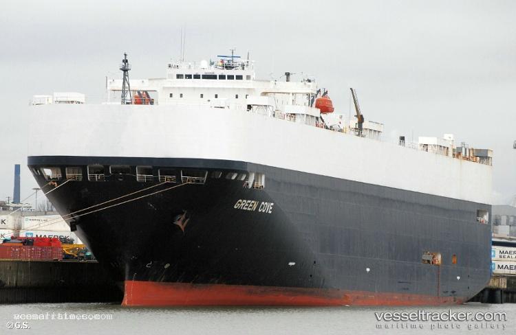 Pavo-Leader - Vehicles Carrier vessel registered in Liberia