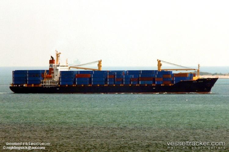 Kota-Azam - Container Ship vessel registered in Singapore