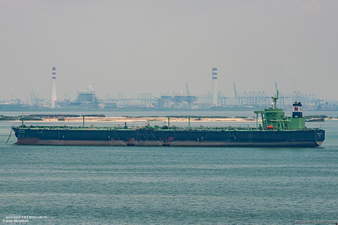 Sa-Crystal - Crude Oil Tanker vessel registered in Bahamas
