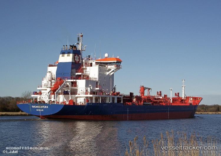 Themsestern - Chemical Oil Products Tanker vessel registered in Portugal