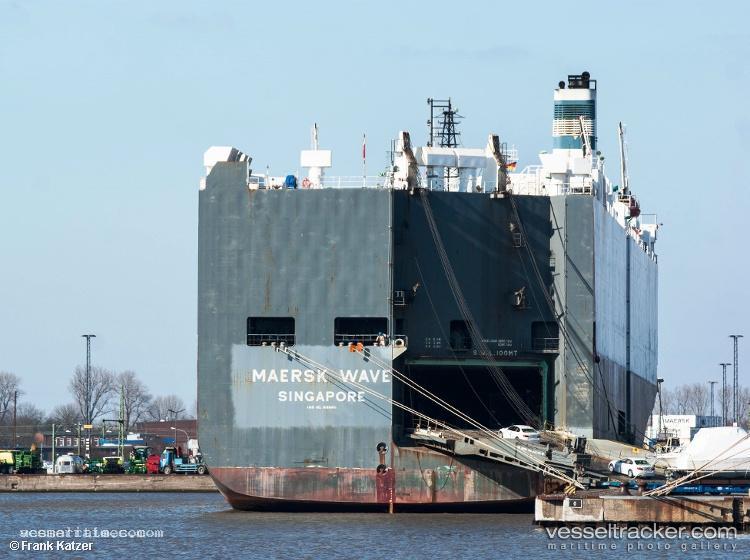 Hoegh-Yokohama - Vehicles Carrier vessel registered in Norway