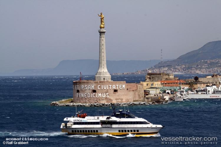Adriana-M - Passenger Ship vessel registered in Italy