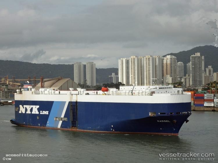 Straits-Challenger - Vehicles Carrier vessel registered in Malaysia
