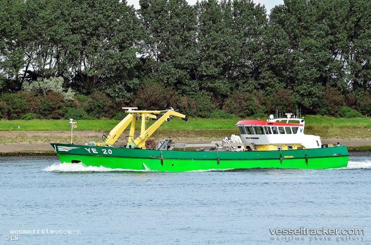 Ye20-Semperconfidens - Fishing Vessel vessel registered in Netherlands