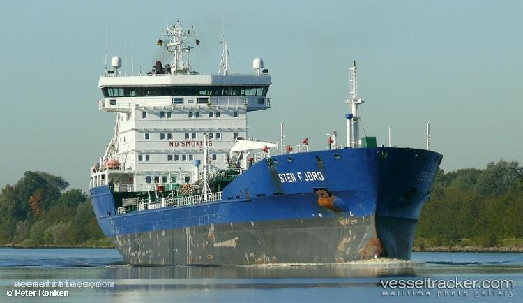 Kivalliq-W. - Chemical Oil Products Tanker vessel registered in Canada
