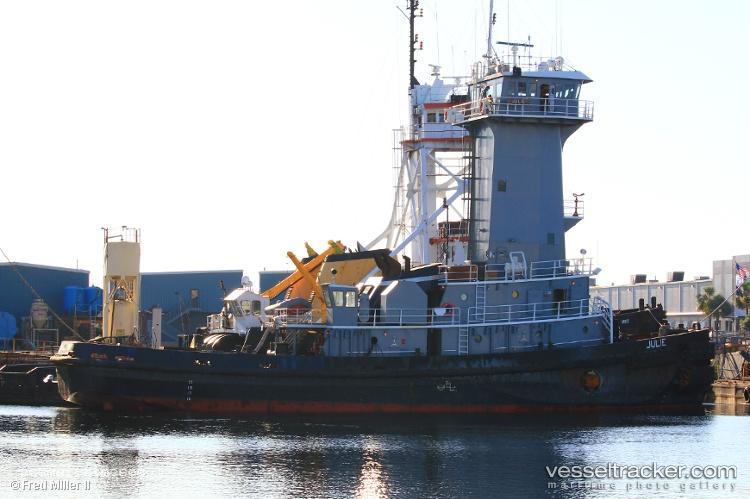 Porto - Pusher Tug vessel registered in Peru