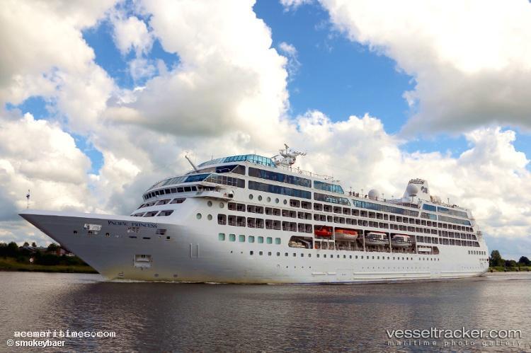 Azamara-Onward - Cruise Ship vessel registered in Malta