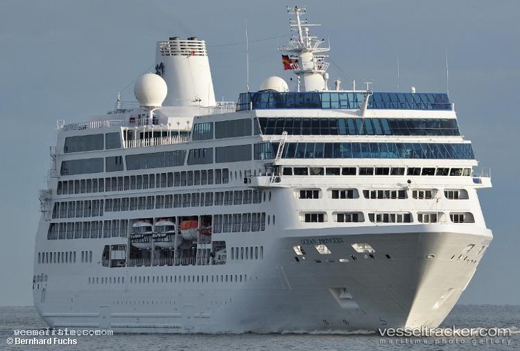 Sirena - Cruise Ship vessel registered in Marshall Islands