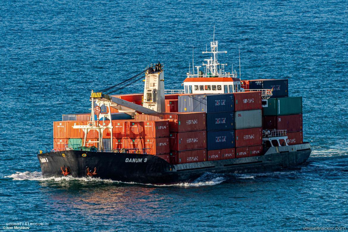 Danum-3 - Deck Cargo Ship vessel registered in Malaysia