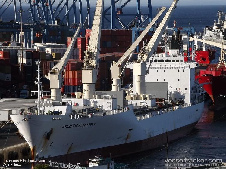 Baltic-Hollyhock - Refrigerated Cargo Ship vessel registered in Bahamas