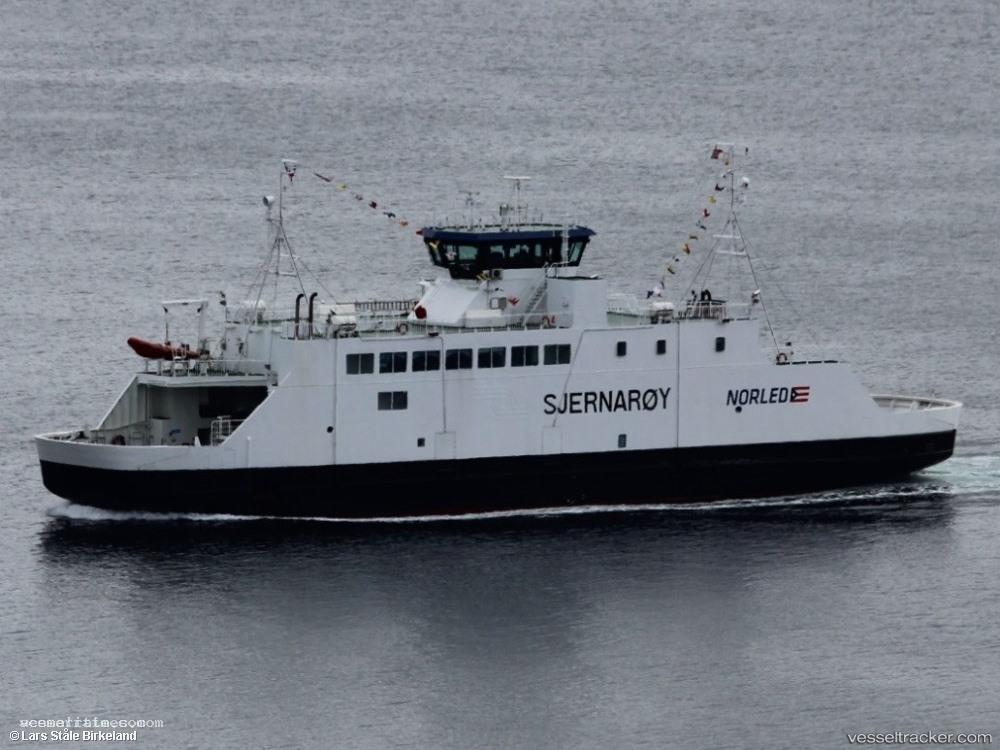 Sjernaroy - Passenger Ro Ro Cargo Ship vessel registered in Norway