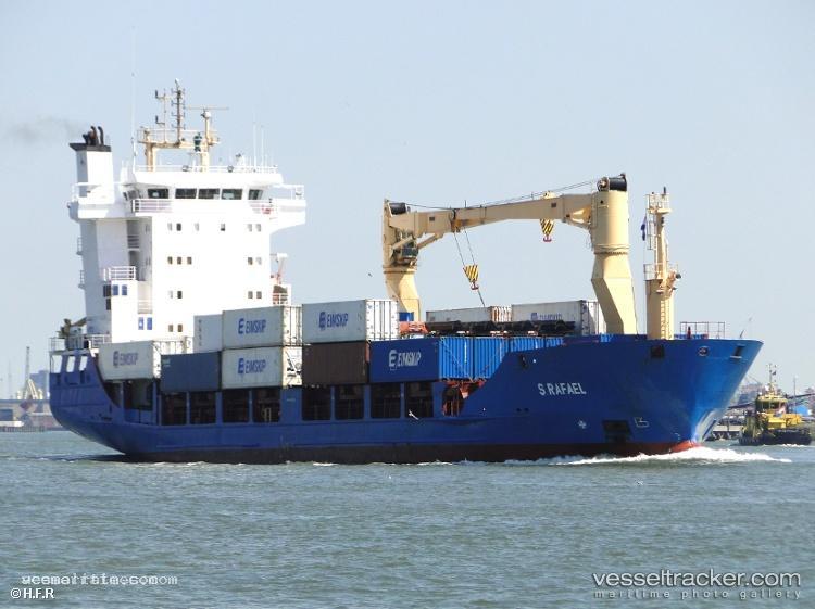 Mv-Elsie - Container Ship vessel registered in Papua New Guinea