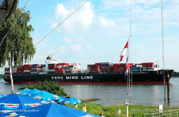 Ym-Plum - Container Ship vessel registered in Liberia