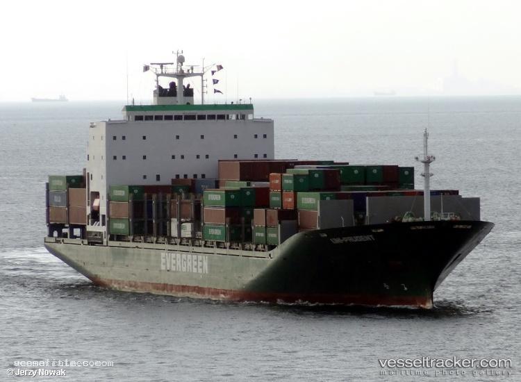 Uni-prudent - Container Ship vessel registered in Panama
