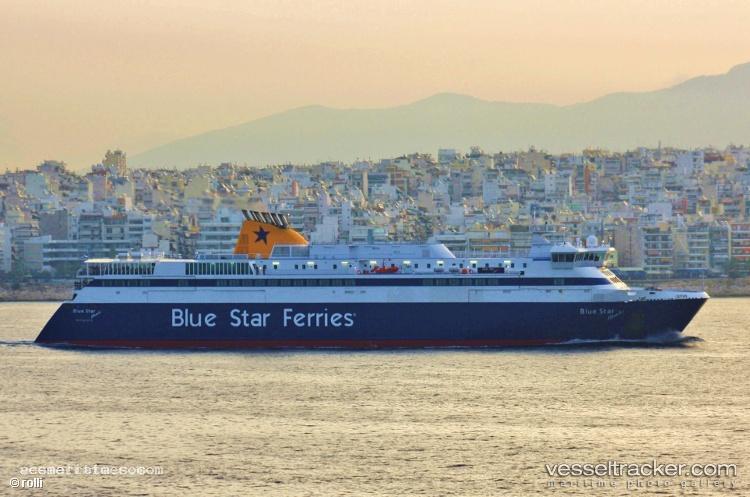 Fundy-Rose - Passenger Ro Ro Cargo Ship vessel registered in Canada