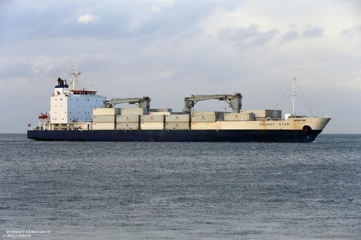 Solent-Star - Refrigerated Cargo Ship vessel registered in Bahamas