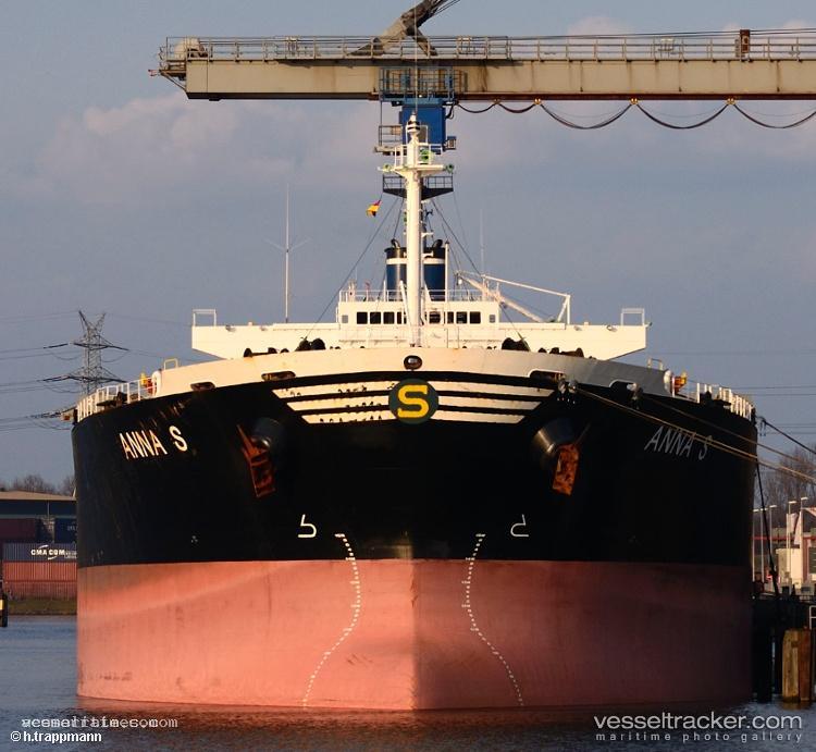 M.v.-Anna-S - Bulk Carrier vessel registered in Liberia