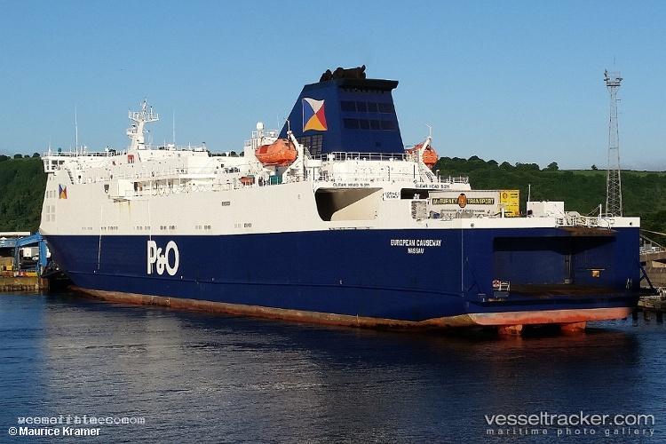 European-Causeway - Passenger Ro Ro Cargo Ship vessel registered in Bahamas