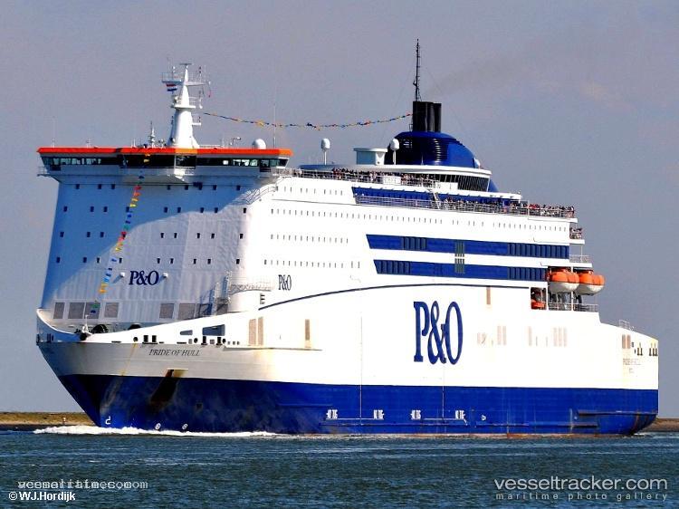 Pride-Of-Hull - Passenger Ro Ro Cargo Ship vessel registered in Bahamas