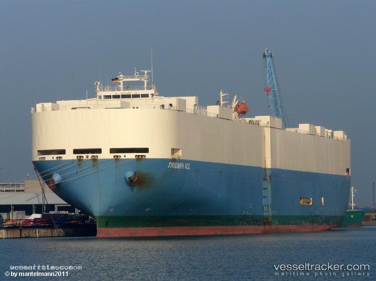 Triumph-Ace - Vehicles Carrier vessel registered in Japan
