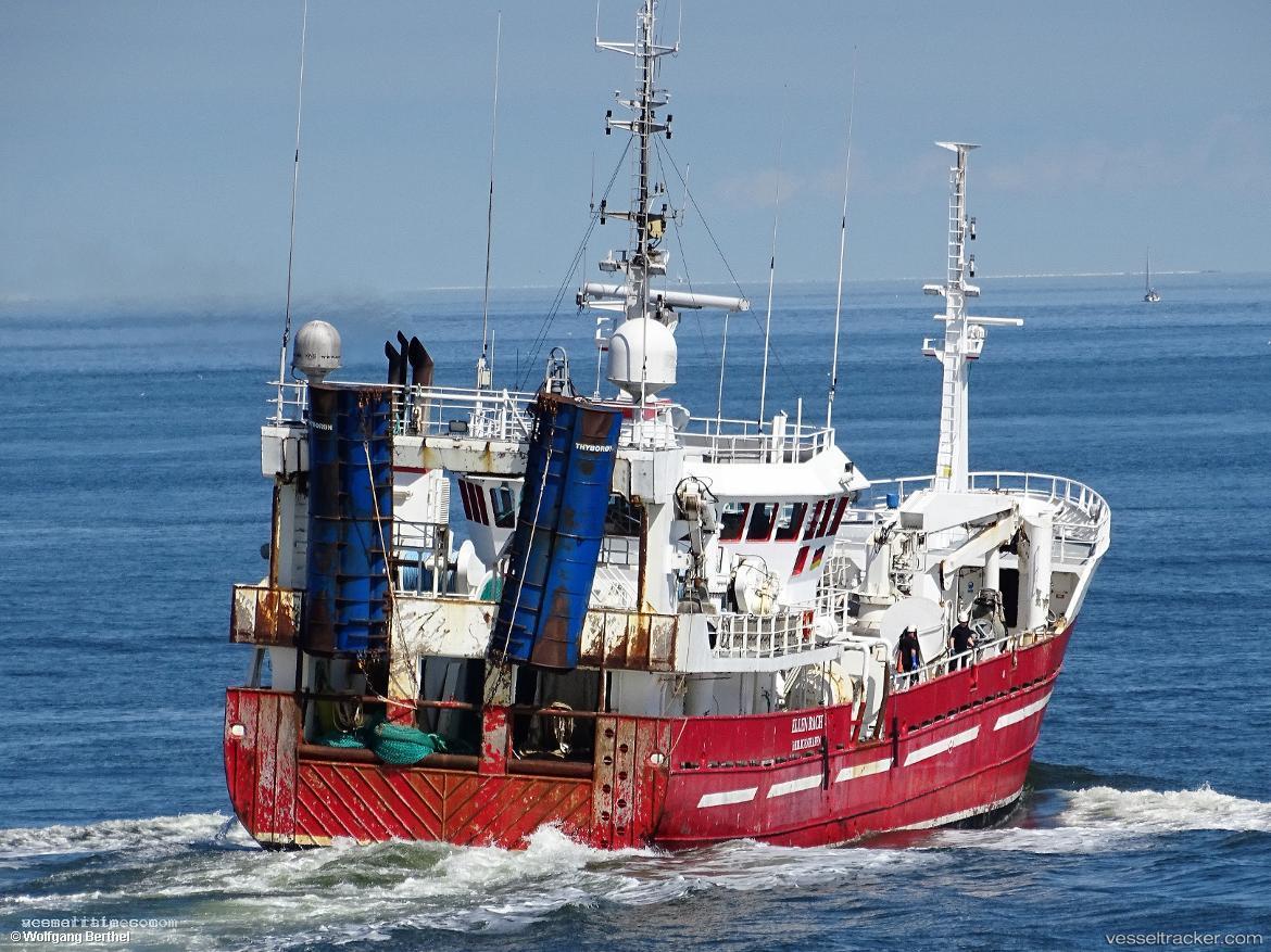 Ellen-Bach - Fish Carrier vessel registered in Germany