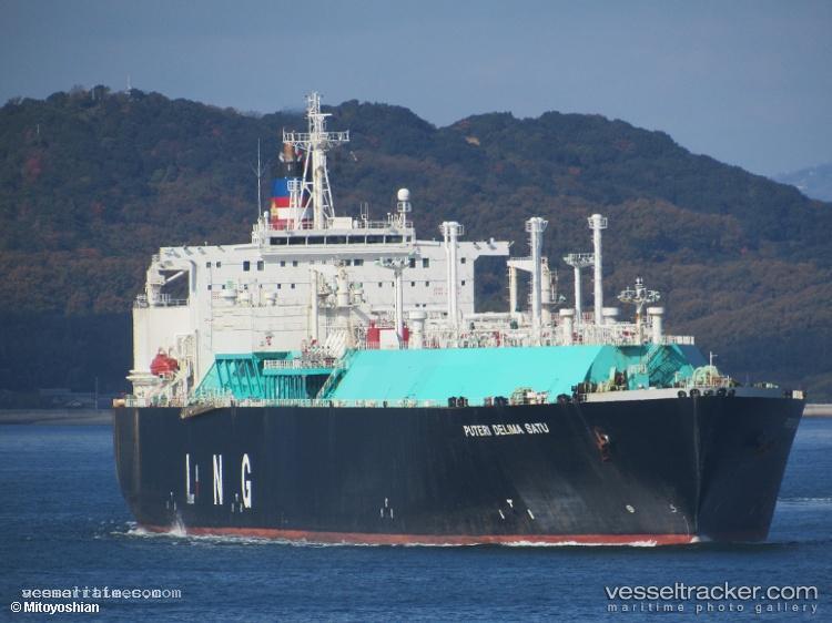 Puteri-Delima-Satu - Lng Tanker vessel registered in Malaysia