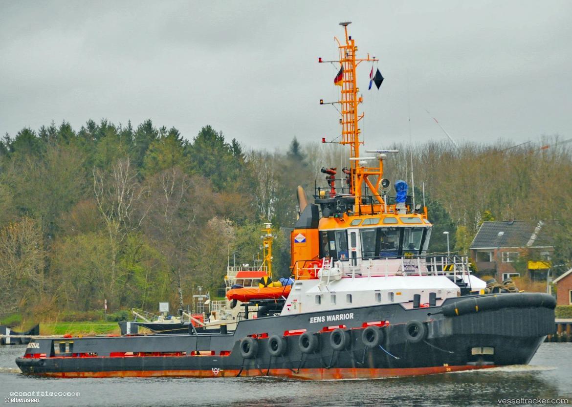 Eems-Warrior - Tug vessel registered in Netherlands