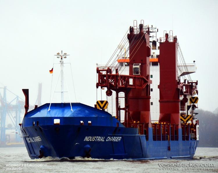 Industrial-Charger - Deck Cargo Ship vessel registered in Antigua and Barbuda