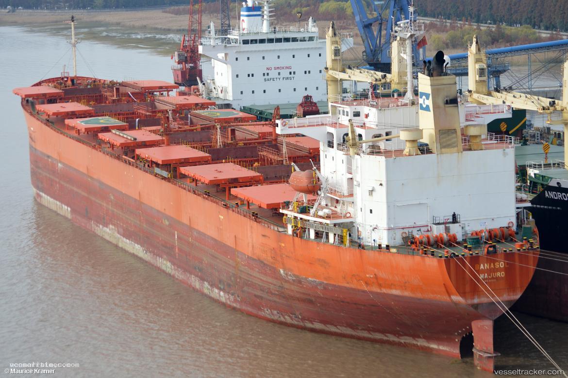 Great-Wenxing - Bulk Oil Carrier vessel registered in Marshall Islands