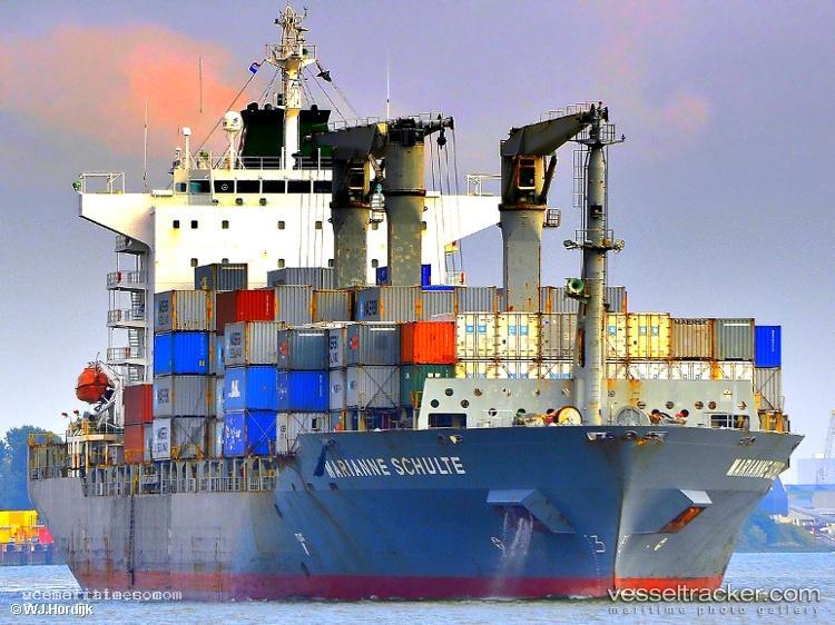 Maersk-Neston - Container Ship vessel registered in Singapore