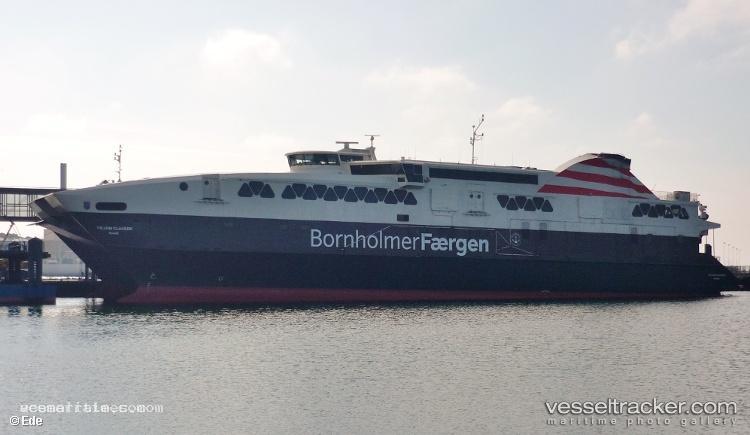 Worldchampion-Jet - Passenger Ro Ro Cargo Ship vessel registered in Cyprus
