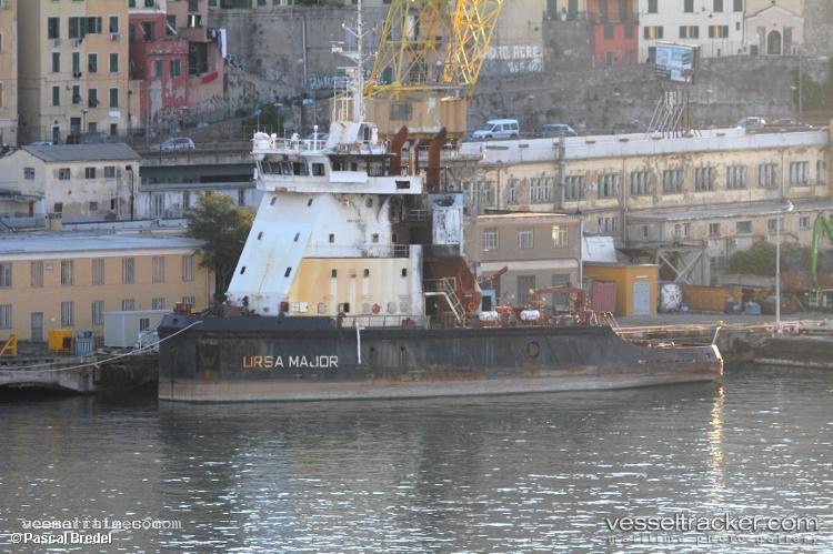 Ursa-Major - Pusher Tug vessel registered in Italy