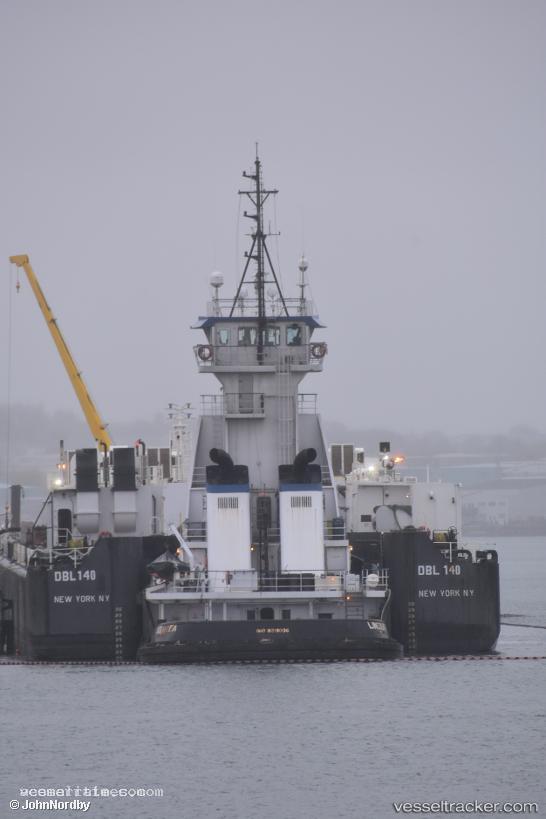 Lincoln-Sea - Pusher Tug vessel registered in United States of America