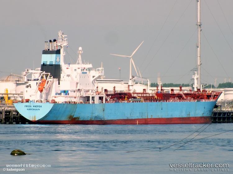 Mahakamah-1 - Oil Products Tanker vessel registered in Indonesia