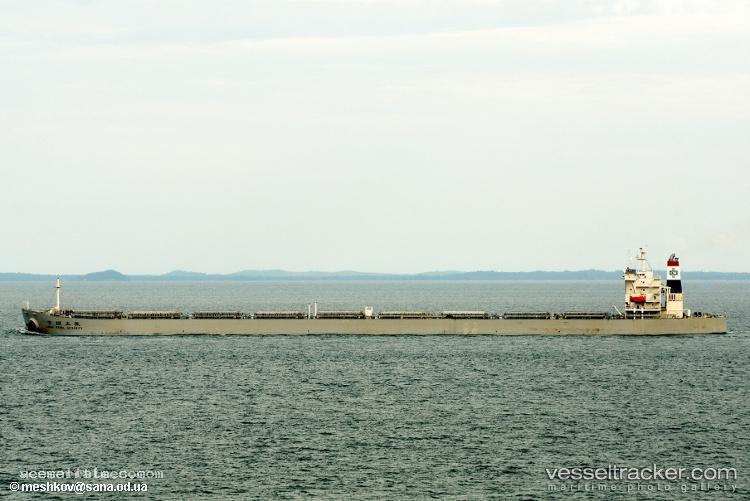 In-Warship-D60 - Bulk Carrier vessel registered in Liberia