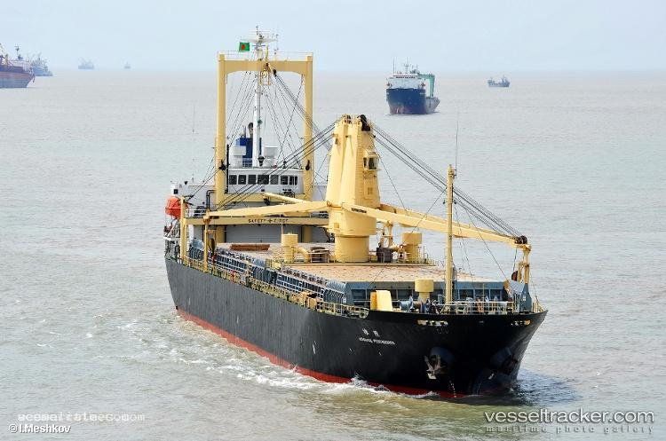 Mac-Dalian - General Cargo Ship vessel registered in Panama