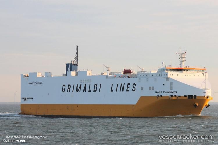 Grande-Scandinavia - Vehicles Carrier vessel registered in Italy