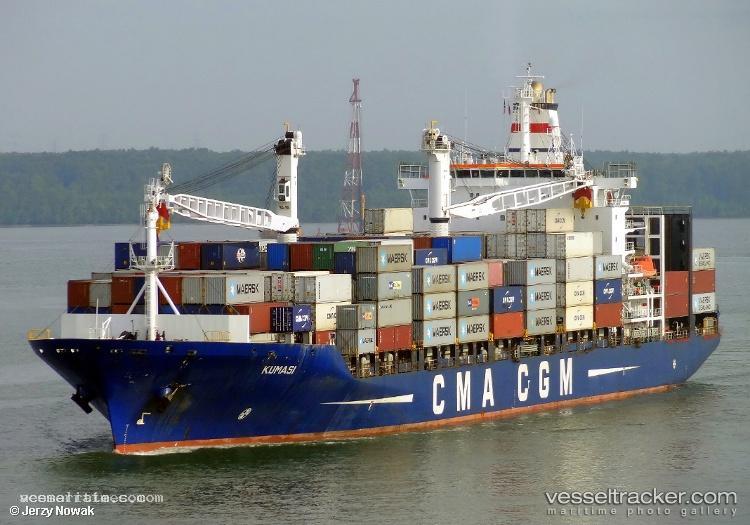 Kumasi - Container Ship vessel registered in Bahamas