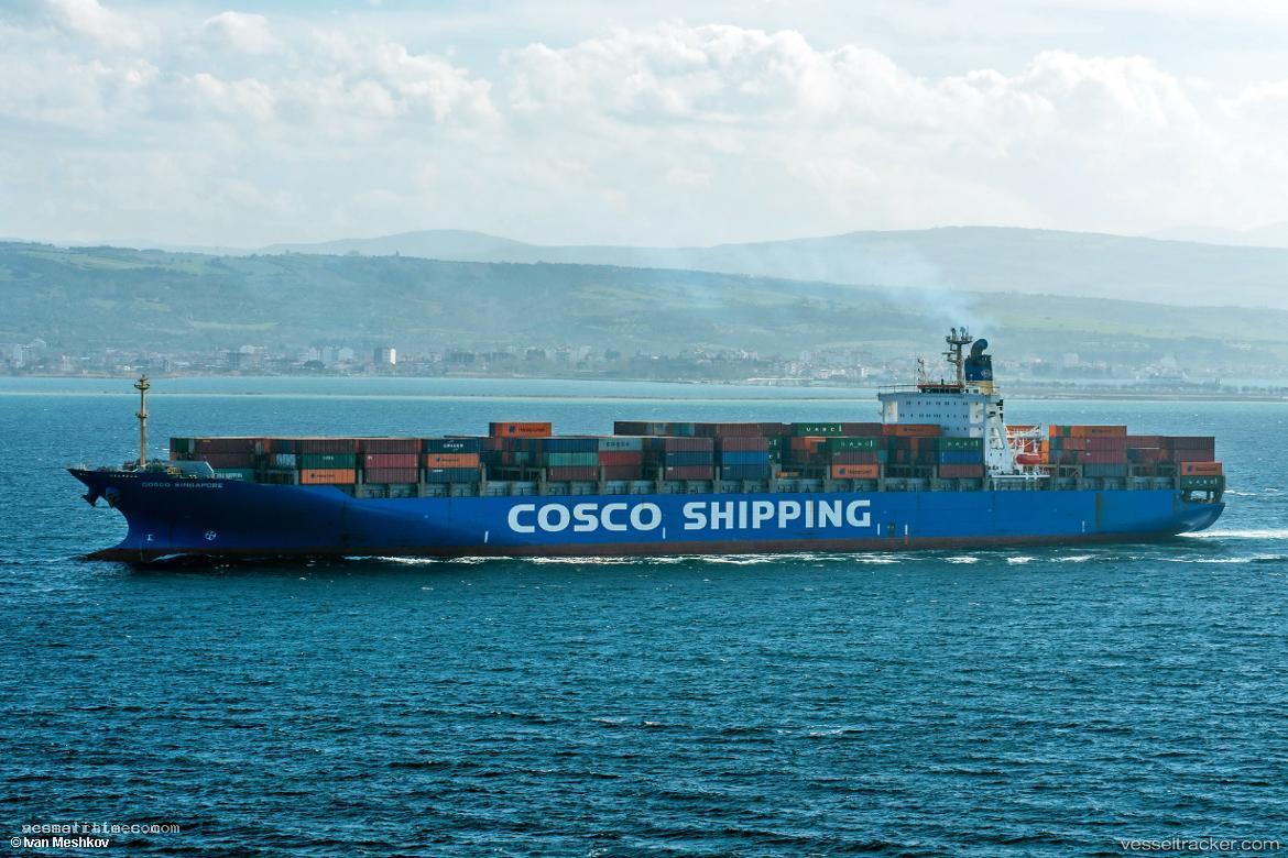 Cosco-Singapore - Container Ship vessel registered in United Kingdom