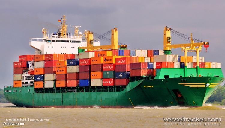 Msc-Samu - Container Ship vessel registered in Liberia
