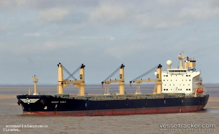 Raize - Bulk Carrier vessel registered in Curacao